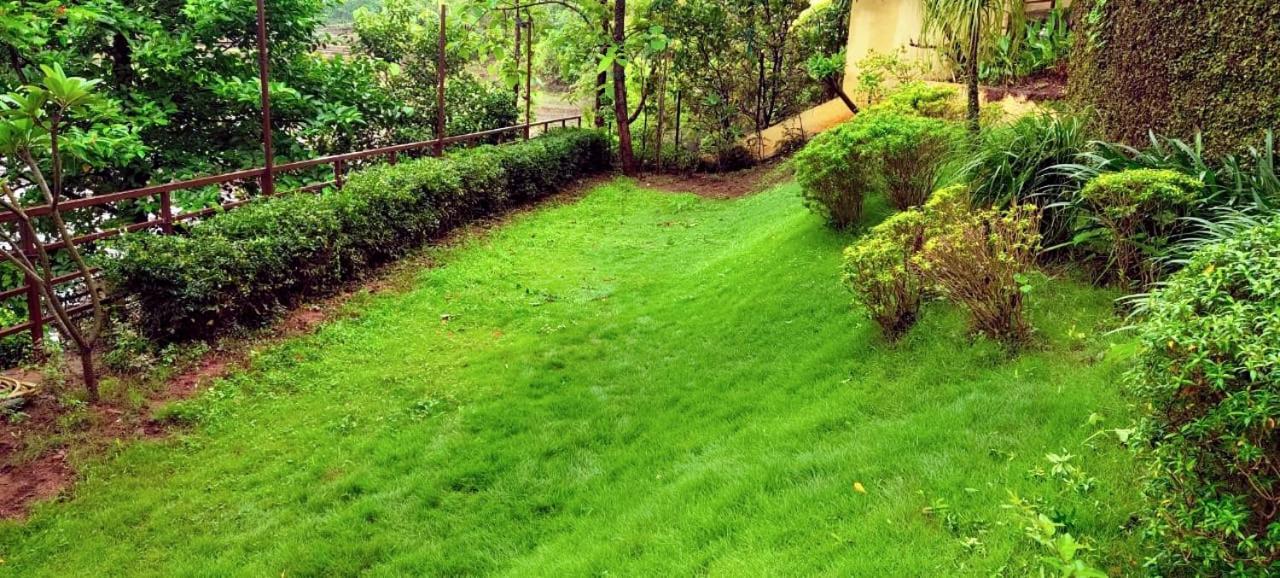 Karjat Villa Eksteriør bilde