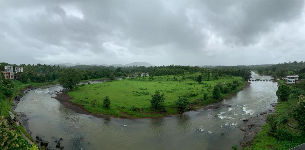 Karjat Villa Eksteriør bilde
